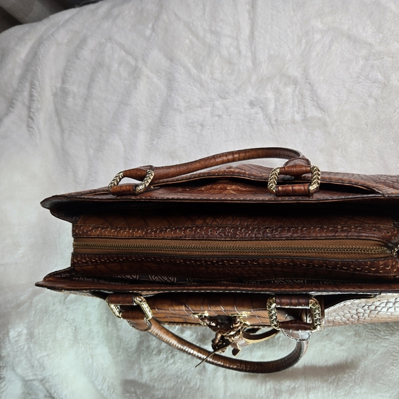 Antonio Melani Bags - Picture 6 of 16